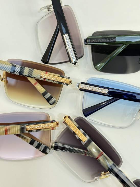 Picture of Burberry Sunglasses _SKUfw80238692fw